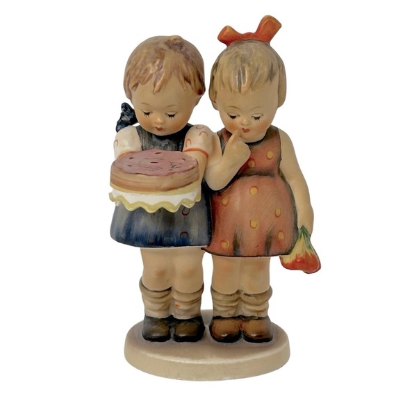 M.J.HUMMEL Happy Birthday Two Little girls Cake Flowers W. Germany Figurine - Picture 1 of 15